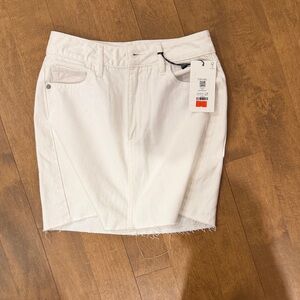 Dynamite White Denim Apparel